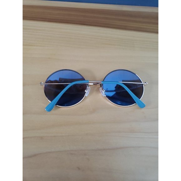 NWOT Retro Blue Round Sunglasses - Picture 2 of 3